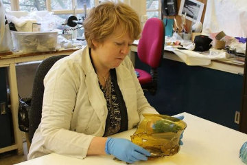 Conservator Emma Hogarth and the Roman bowl