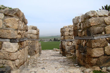Megiddo gateway